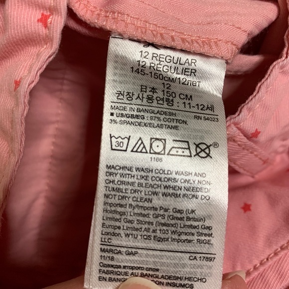 Girl’s GAP pink with stars shorts - Picture 5 of 6